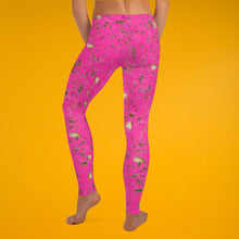 Load image into Gallery viewer, tampres tympos tympes timpos jogos kelnes saltibarsciai saltekai saltibai moteris rozines krapai agurkai geltonas fonas lietuviskas maistas dovana leggings beetroot cold beet soup pink soup lithuanian food